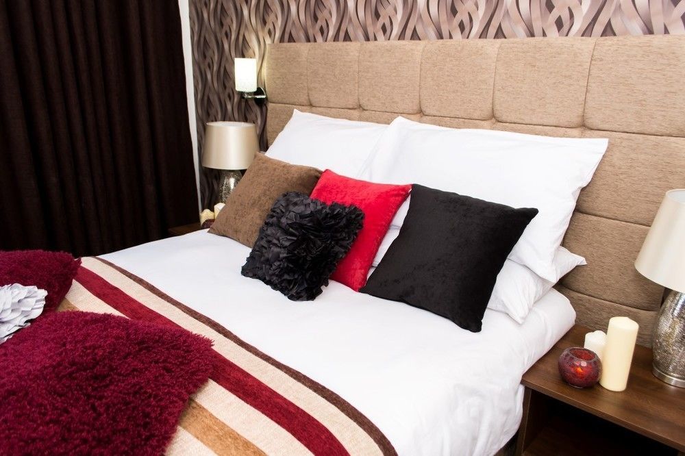 Trivelles Mayfair,Stockport Eksteriør bilde